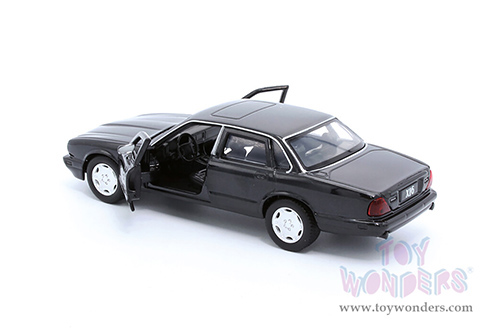 Showcasts Collectibles - Jaguar XJ6 (1/36 scale diecast model car, Asstd.) TM012009
