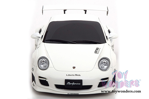 GT Spirit - Porsche 997 Turbo Hardtop (2010, 1/18 scale resin model car, White) ZM090