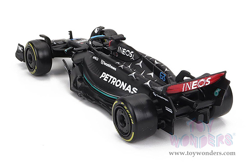 Bburago Formula Racing - Mercedes AMG W15 E Performance George Russell #63 Formula One F1 (2024) (1/43 scale diecast model car, Black) 01933/63