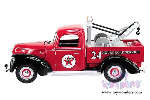 Texaco - Texaco Ford Tow Truck (1940, 1/18 scale diecast model car, Red w/Black) 0607R