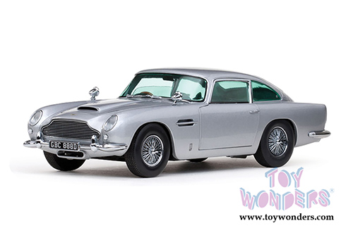 Sun Star European - Aston Martin DB5 Hard Top (1963, 1/18 scale diecast model car, Silver Grey) 1005SV