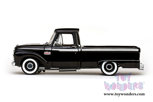 Sun Star USA - Ford F-100 Custom Cab Pickup (1965, 1/18 scale diecast model car, Raven Black) 1273BK