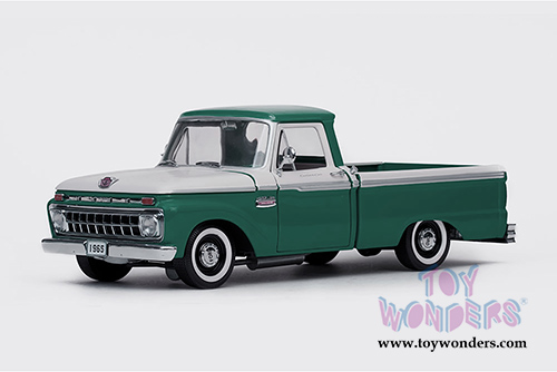 Sun Star USA - Ford F-100 Custom Cab Pickup (1965, 1/18 scale diecast model car, Wimbledon White/Holly Green) 1274GN