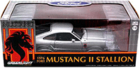 12890-1976-Ford-Mustang-118-Greenlight