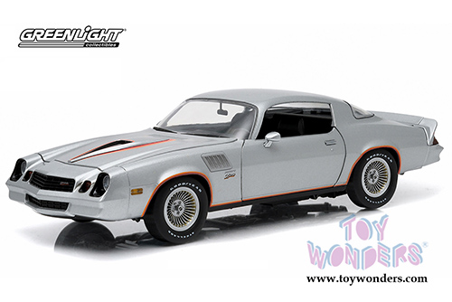 Greenlight - Chevrolet Camaro Z28 (1978, 1/18 scale diecast model car, Silver) 12900