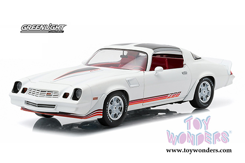Greenlight - Chevrolet Camaro Z28 T-Top (1981, 1/18 scale diecast model car, White) 12906