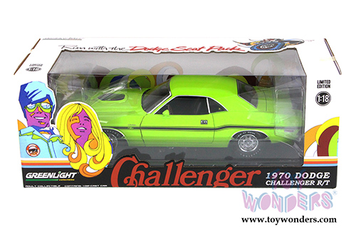 Greenlight - Dodge Challenger R/T Hemi Hard Top (1970, 1/18 scale diecast model car, Sublime Green) 12931