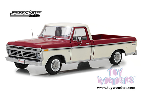 Greenlight - Ford F-100 Pickup Truck (1973, 1/18 scale diecast model car, Cream w/Red) 12962