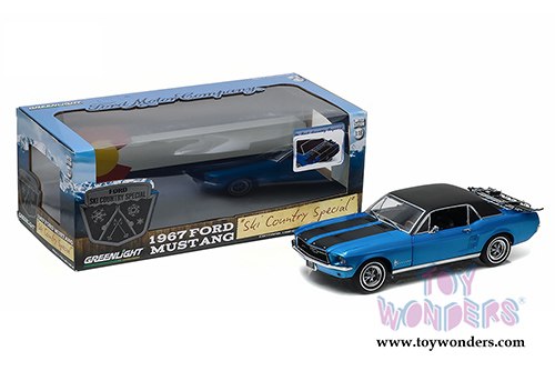 Greenlight - Ford Mustang Coupe with Ski Rack "Ski Country Special" Hard Top (1967, 1/18 scale diecast model car, Vail Blue w/Black Stripes) 12965