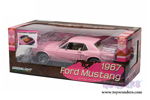 Greenlight - Ford Mustang Coupe with Luggage Rack Hard Top (1967, 1/18 scale diecast model car, Playboy Pink) 12966