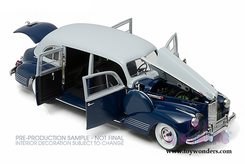 Greenlight - Packard Super Eighty One - Eighty Hard Top (1941, 1/18 scale diecast model car, Silver French Gray Metallic Duco and Barola Blue) 12970