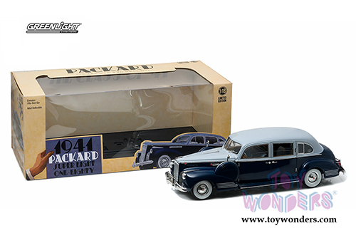 Greenlight - Packard Super Eighty One - Eighty Hard Top (1941, 1/18 scale diecast model car, Silver French Gray Metallic Duco and Barola Blue) 12970