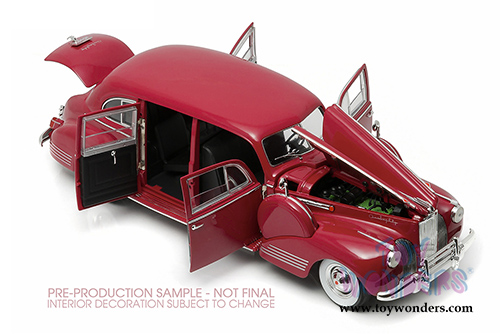 Greenlight - Packard Super Eighty One - Eighty Hard Top (1941, 1/18 scale diecast model car, Laguna Maroon) 12971