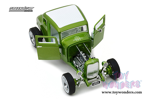 Greenlight - Hollywood Custom Ford Hot Rod Gas Monkey Garage (1932, 1/18 scale diecast model car, Metallic Green) 12974