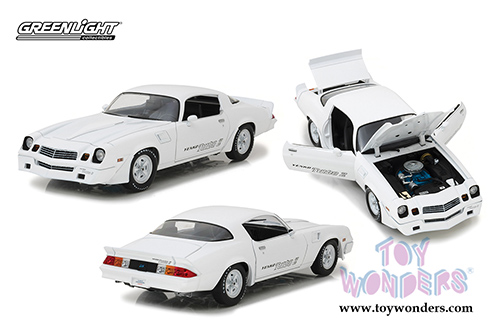 Greenlight Yenko - Chevrolet Z28 Yenko&trade; Turbo Z Hardtop (1981, 1/18 scale diecast model car, White) 12998