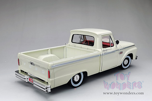 Sun Star - Ford F-100 Custom Cab Pickup (1965, 1/18 scale diecast model car, White) 1302