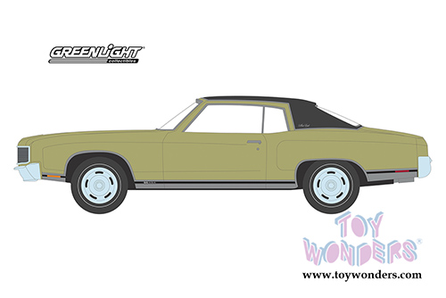 Greenlight - GL Muscle Series 22 | Chevrolet&reg; Monte Carlo SS 454 Hardtop (1971, 1/64 scale diecast model car, Cottonwood Green) 13250D/48