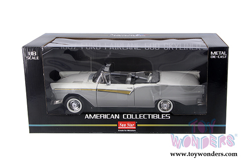 Sun Star USA - Ford Fairlane 500 Skyliner Convertible (1957, 1/18 scale diecast model car, Wood Smoke Gray/Colonial White) 1339GY