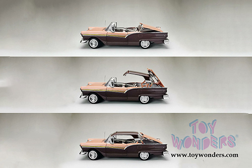 Sun Star - Ford Fairlane 500 Skyliner (1957, 1/18 scale diecast model car, Silver Mocha/Coral Sand) 1345