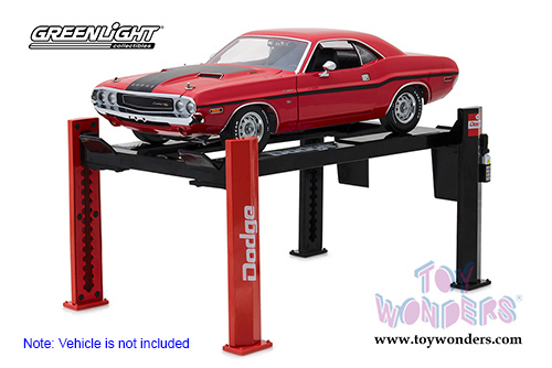 Greenlight - Adjustable Four-Post Lift Dodge (1/18 scale) 13518