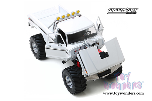 Greenlight - Kings of Crunch Ford F-250 XLT Monster Truck (with 48-inch Tires) (1979, 1/18 scale diecast model car, White) 13556