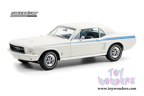 Greenlight - Ford Mustang Coupe Indy Pacesetter Special (1967, 1/18 scale diecast model car, Wimbledon White) 13584