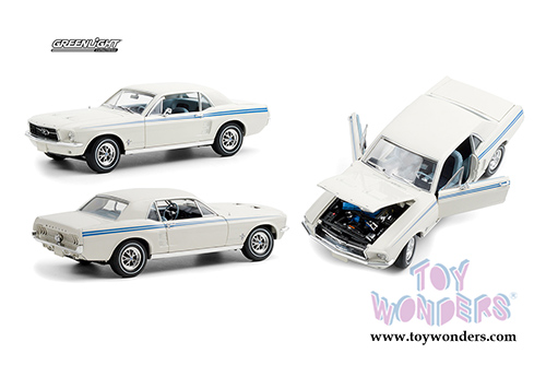 Greenlight - Ford Mustang Coupe Indy Pacesetter Special (1967, 1/18 scale diecast model car, Wimbledon White) 13584