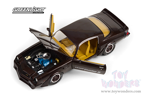 13593 Greenlight 1981 Chevrolet Z28 Yenko Turbo Z Hardtop diecast model car