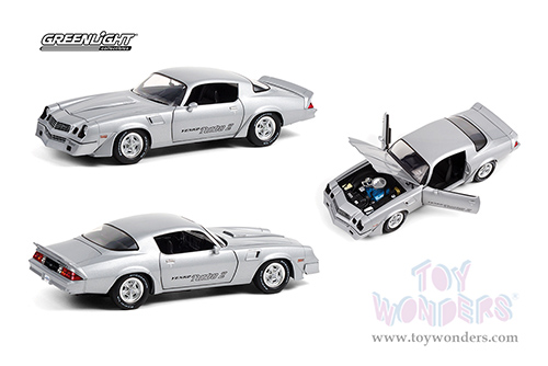 13594 Greenlight 1981 Chevrolet Z28 Yenko Turbo Z Hardtop diecast model car