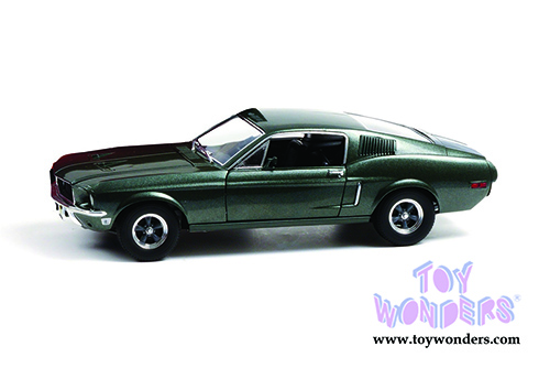 Greenlight - Ford Mustang GT Fastback Hardtop (1968, 1/18 scale diecast model car, Highland Green) 13615
