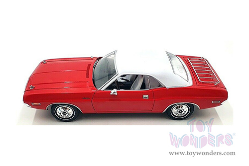 Greenlight - Dodge Challenger - The Challenger Deputy (1970, 1/18 scale diecast model car, Bright Red with White Roof) 13618
