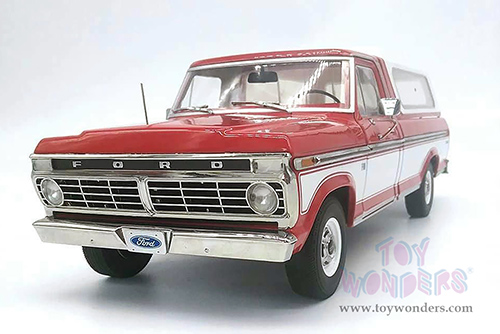 Greenlight - Ford F-100 Pickup Truck Accent Panel and Deluxe Box Cover (1975, 1/18 scale diecast model car, Candy Apple Red) 13620