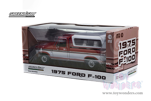 Greenlight - Ford F-100 Pickup Truck Accent Panel and Deluxe Box Cover (1975, 1/18 scale diecast model car, Candy Apple Red) 13620