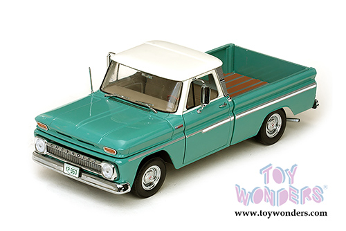 Sun Star USA - Chevy C-10 Style Side Pickup (1965, 1/18 scale diecast model car, Ivory/Light Green) 1363