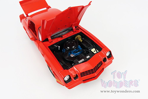 Greenlight - Chevrolet&reg; Camaro Z/28&reg; Hardtop (1981, 1/18 scale diecast model car, Red) 13634