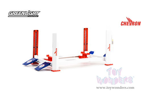 13637 Greenlight Adjustable Four Post Lift diecast model car accessory