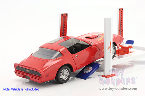 13637 Greenlight Adjustable Four Post Lift diecast model car accessory