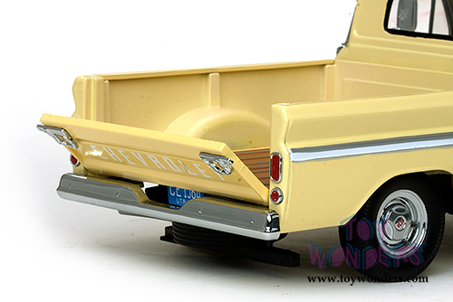 Sun Star USA - Chevy C-10 Style Side Pickup (1965, 1/18 scale diecast model car, Yellow) 1364