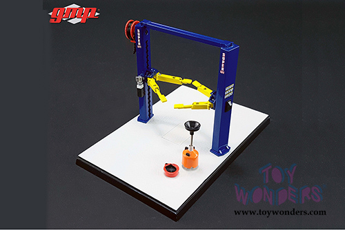 GMP - Two Post Lift (1:43 Scale, Blue/Yellow) 14301