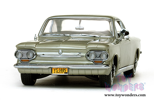 Sun Star - Chevrolet Corvair Coupe Hardtop (1963, 1/18 scale diecast model car, Autumn Gold) 1485