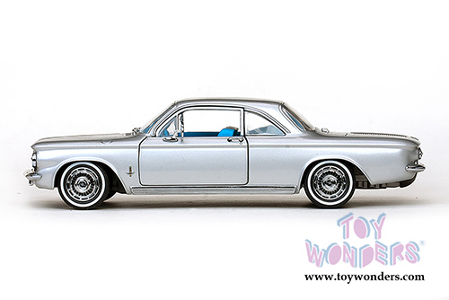 Sun Star - Chevrolet Corvair Coupe Hard Top (1963, 1/18 scale diecast model car, Satin Silver) 1486