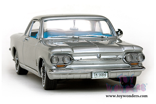 Sun Star - Chevrolet Corvair Coupe Hard Top (1963, 1/18 scale diecast model car, Satin Silver) 1486