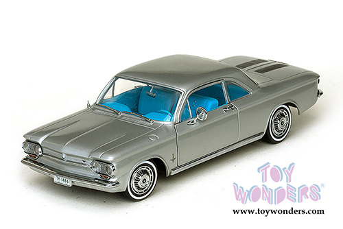 Sun Star - Chevrolet Corvair Coupe Hard Top (1963, 1/18 scale diecast model car, Satin Silver) 1486