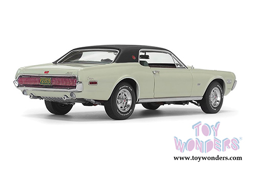 Sun Star - Mercury Cougar XR7G Hardtop (1968, 1/18 scale diecast model car, Seafoam Green) 1573