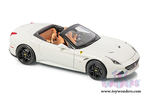 BBurago Ferrari Race & Play - Ferrari California T Open Top (1/18 scale diecast model car, White) 16007W