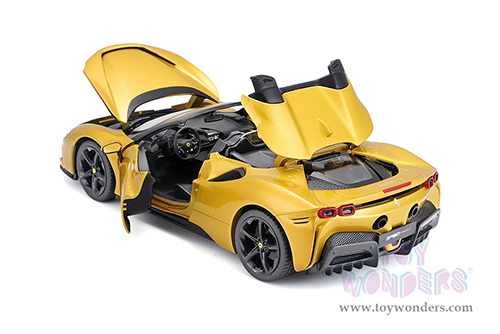 BBurago Ferrari Race & Play - Ferrari SF90 Spider (1/18 scale diecast model car, Gold) 16016G