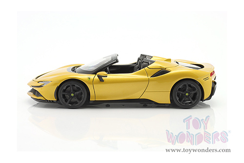 BBurago Ferrari Race & Play - Ferrari SF90 Spider (1/18 scale diecast model car, Gold) 16016G
