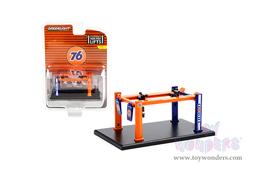 16120C/48 Greenlight Auto Body Shop Four-Post Lifts Series 2 Union 76 model diecast car accessories