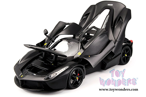BBurago Signature Series - LaFerrari Hard Top (1/18 scale diecast model car, Black) 16901BK