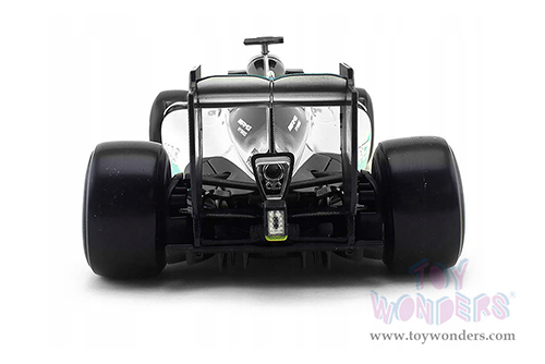 BBurago - Mercedes AMG F1 W07 Hybrid Petronas #6 Nico Rosberg Formula 1 (2016) (1/18 scale diecast model car, Silver/Turquoise) 18-18001ROSB